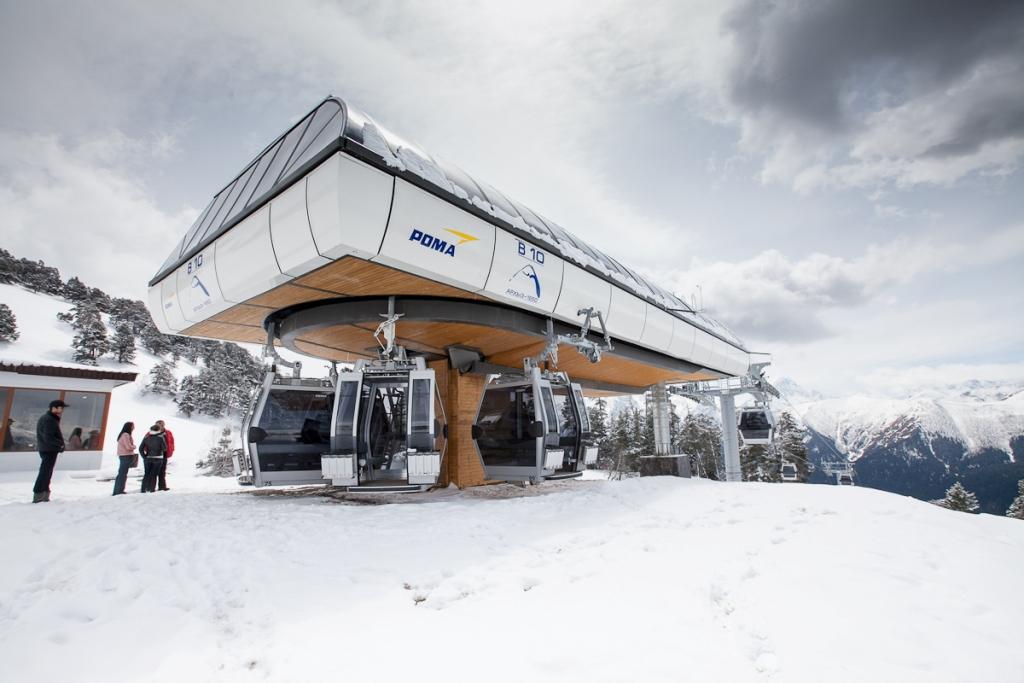 Хюгге архыз. Архыз Ski горнолыжный курорт. Архыз горнолыжный курорт канатка. Архыз горнолыжный курорт подъемник Млечный путь. Архыз зона выката.